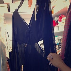*NEW*Sexy, classy, black jumpsuit